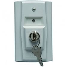 REMOTE TEST STATION WITH KEY.